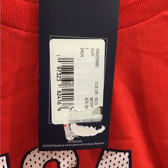 Reebok Men's Red USA Graphic Tee - Picture 2 of 4